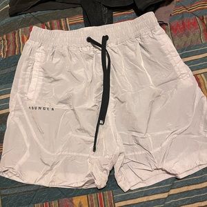 Young la shorts size L